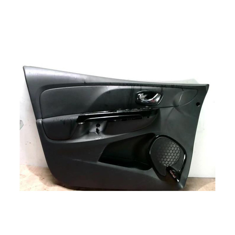 Garniture porte avant gauche RENAULT CLIO 4 PHASE 1 d’occasion