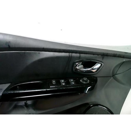 Garniture porte avant gauche RENAULT CLIO 4 PHASE 1 d’occasion