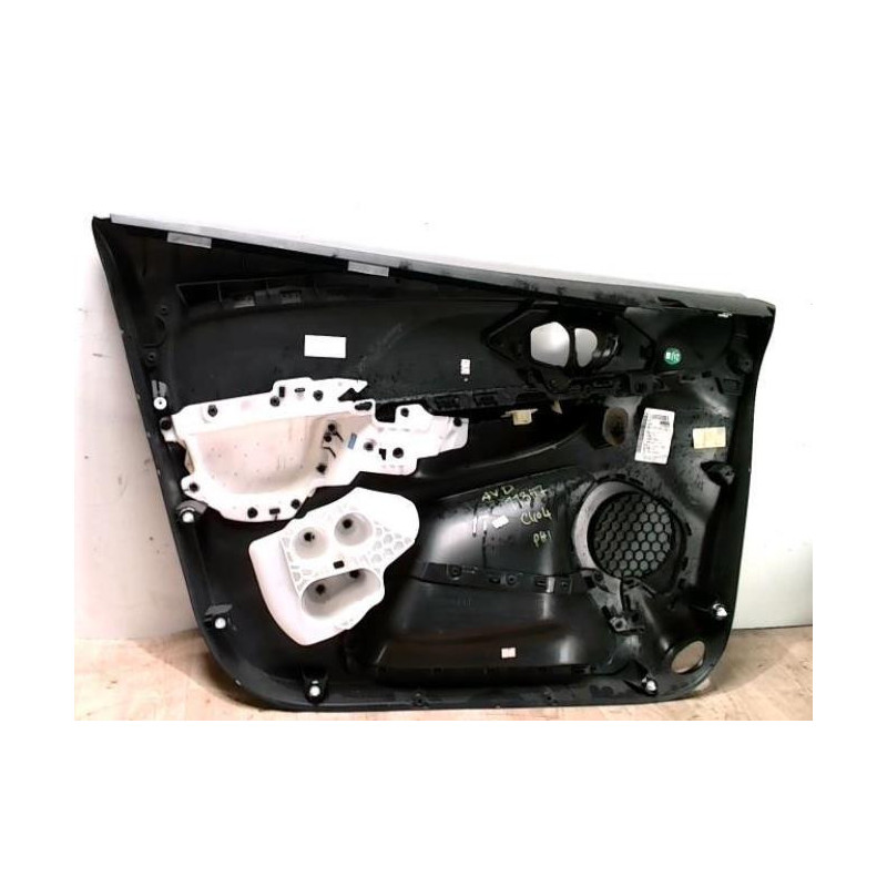 Garniture porte avant droite RENAULT CLIO 4 PHASE 1 d’occasion