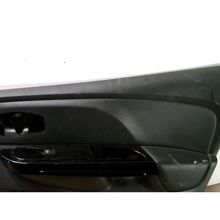 Garniture porte avant droite RENAULT CLIO 4 PHASE 1 d’occasion