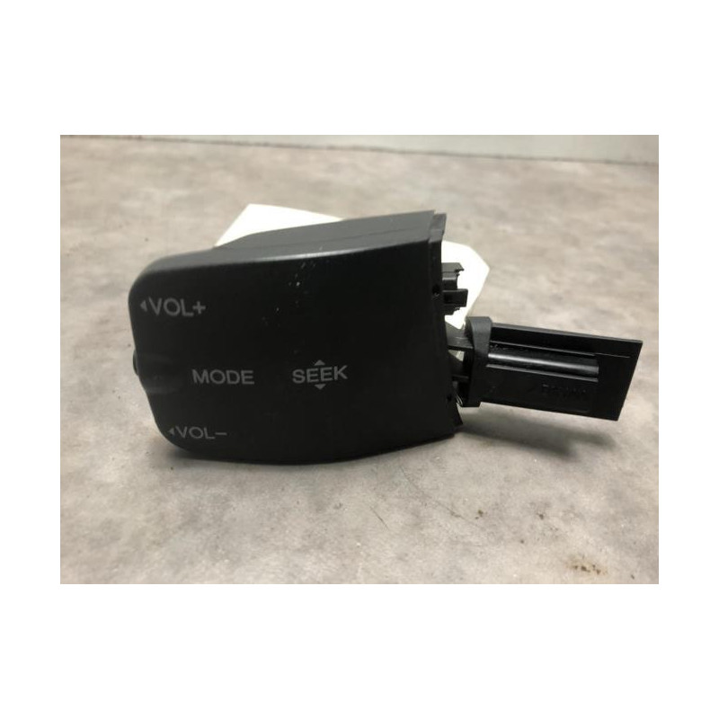 Commande autoradio FORD KUGA 1 d’occasion
