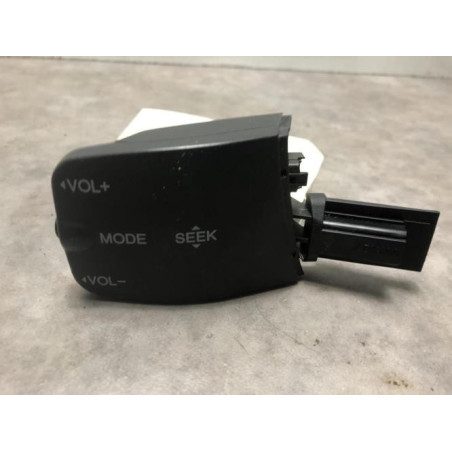 Commande autoradio FORD KUGA 1 d’occasion