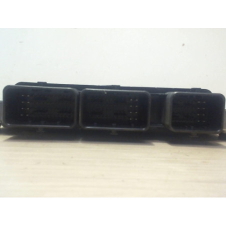 Calculateur moteur RENAULT TWINGO 2 PHASE 2 d’occasion