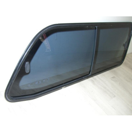 Vitre arriere droit TOYOTA HILUX VI SIMPLE CABINE d’occasion