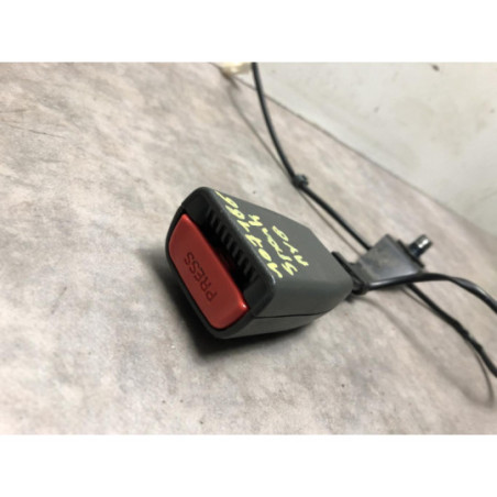 Attache ceinture avant gauche CHEVROLET SPARK PHASE 2 d’occasion