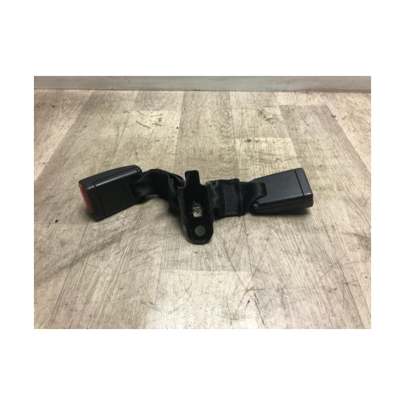 Attache ceinture arriere centrale PEUGEOT 208 1 PHASE 2 d’occasion
