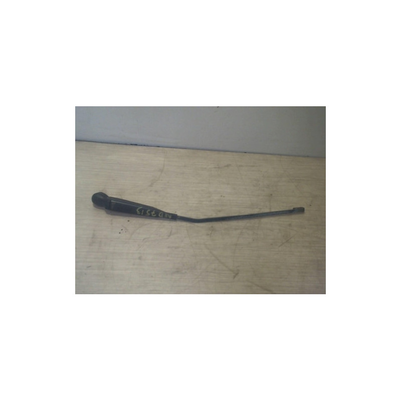 Bras essuie glace avant droit RENAULT KANGOO 1 PHASE 1 d’occasion
