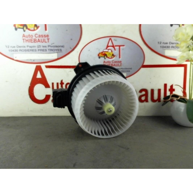 Ventilateur chauffage TOYOTA YARIS II PHASE 1 d’occasion