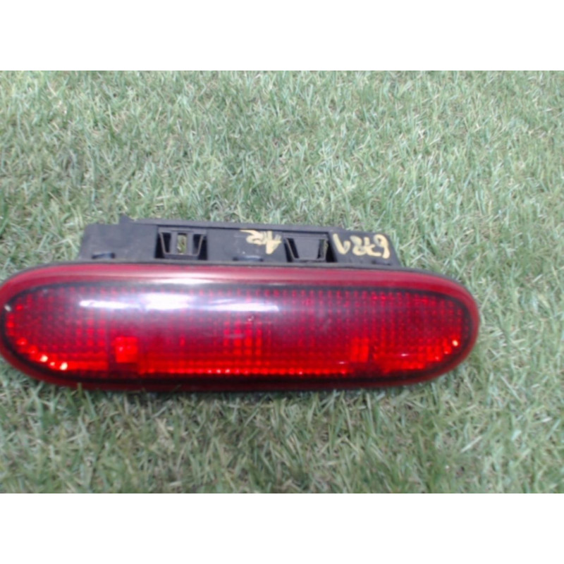 Feu arriere stop central RENAULT CLIO 1 PHASE 3 d’occasion