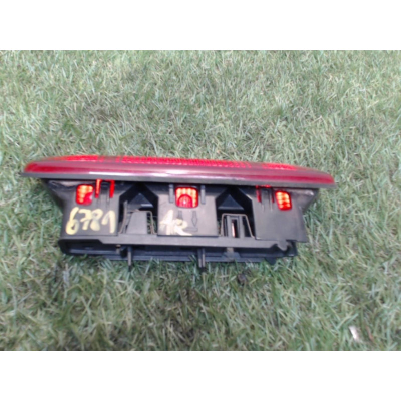 Feu arriere stop central RENAULT CLIO 1 PHASE 3 d’occasion