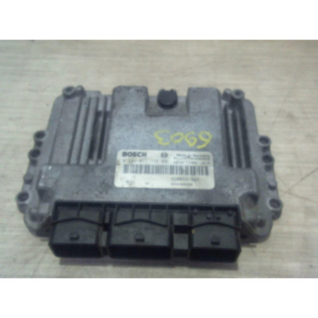 Calculateur moteur RENAULT SCENIC 2 PHASE 1 d’occasion