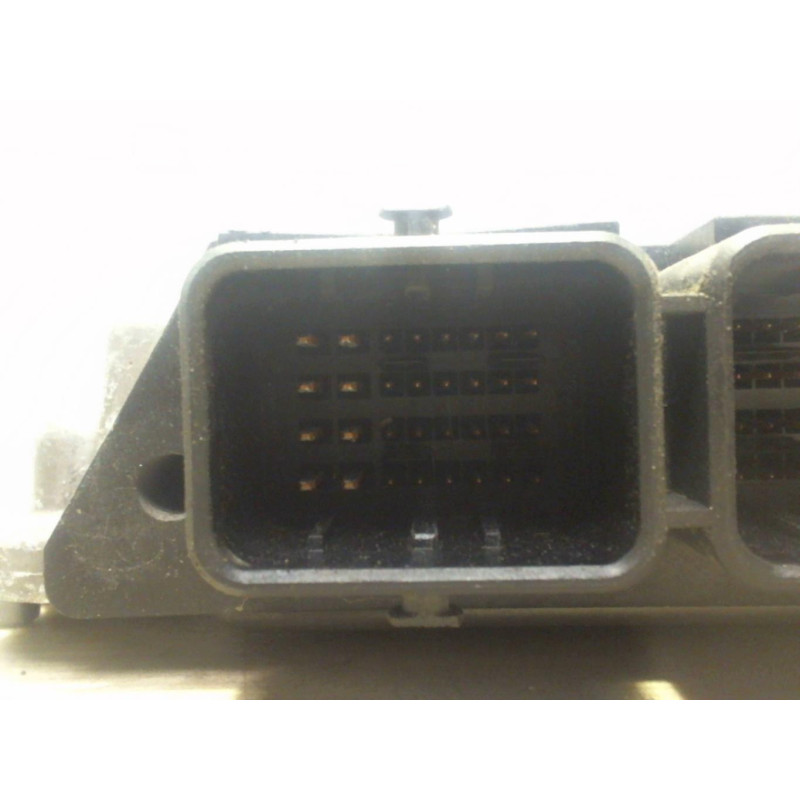 Calculateur moteur RENAULT SCENIC 2 PHASE 1 d’occasion