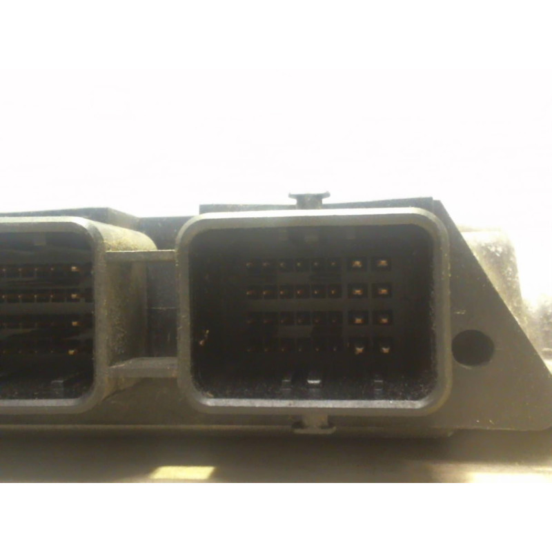Calculateur moteur RENAULT SCENIC 2 PHASE 1 d’occasion