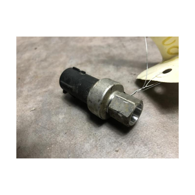 Pressostat de climatisation FORD MONDEO 3 PHASE 1 d’occasion
