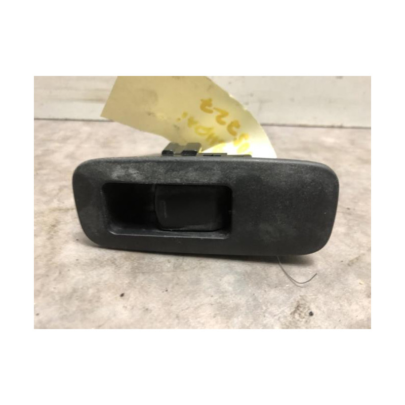 Interrupteur de leve vitre arriere droit NISSAN QASHQAI 1 PHASE 2 d’occasion