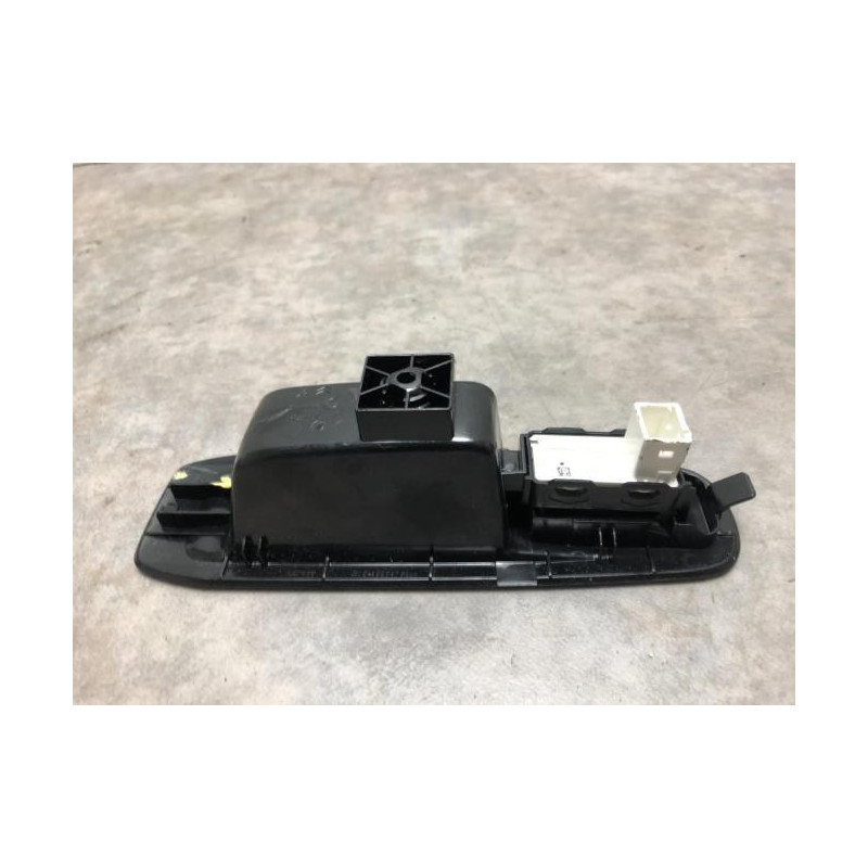 Interrupteur de leve vitre arriere droit PEUGEOT 308 2 PHASE 2 d’occasion