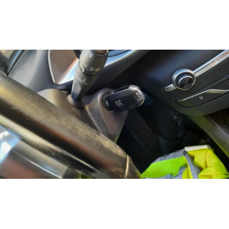 Interrupteur de leve vitre arriere droit PEUGEOT 308 2 PHASE 2 d’occasion