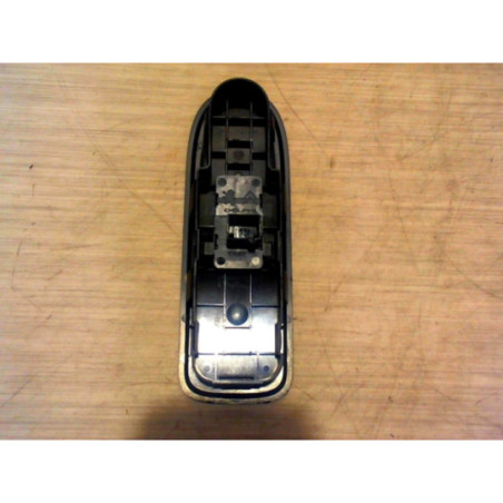 Interrupteur de leve vitre avant droit PEUGEOT 308 1 PHASE 1 d’occasion