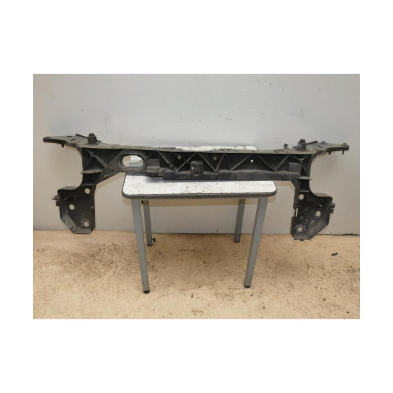 Armature avant, Masque avant RENAULT CLIO 3 PHASE 1 d’occasion