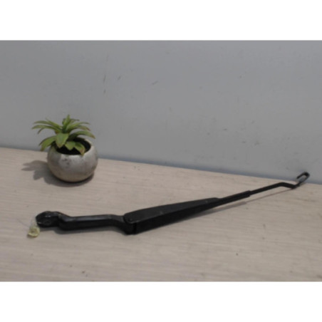 Bras essuie glace avant droit RENAULT MEGANE 1 PHASE 2 d’occasion