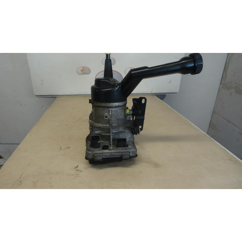 Pompe de direction CITROEN C4 PICASSO PHASE 1 d’occasion