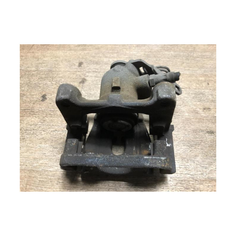 Etrier arriere gauche (freinage) FORD KUGA 1 d’occasion