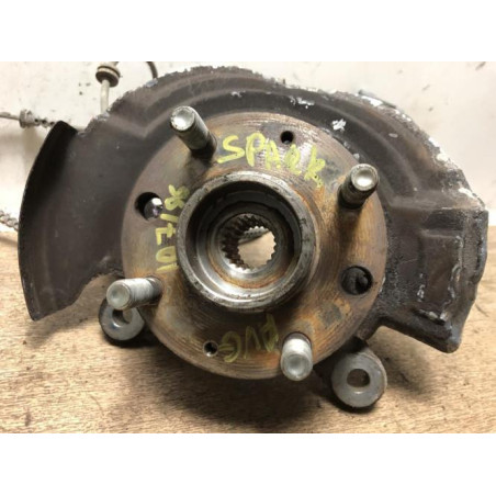 Fusee avant gauche CHEVROLET SPARK PHASE 2 d’occasion