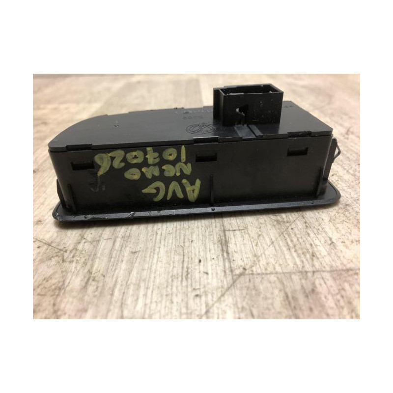 Commande de reglage hauteur de phare CITROEN NEMO d’occasion