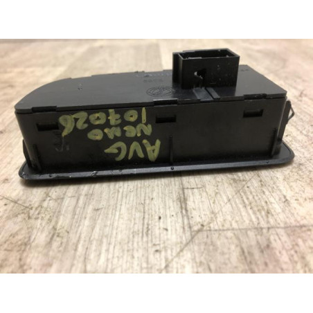 Commande de reglage hauteur de phare CITROEN NEMO d’occasion