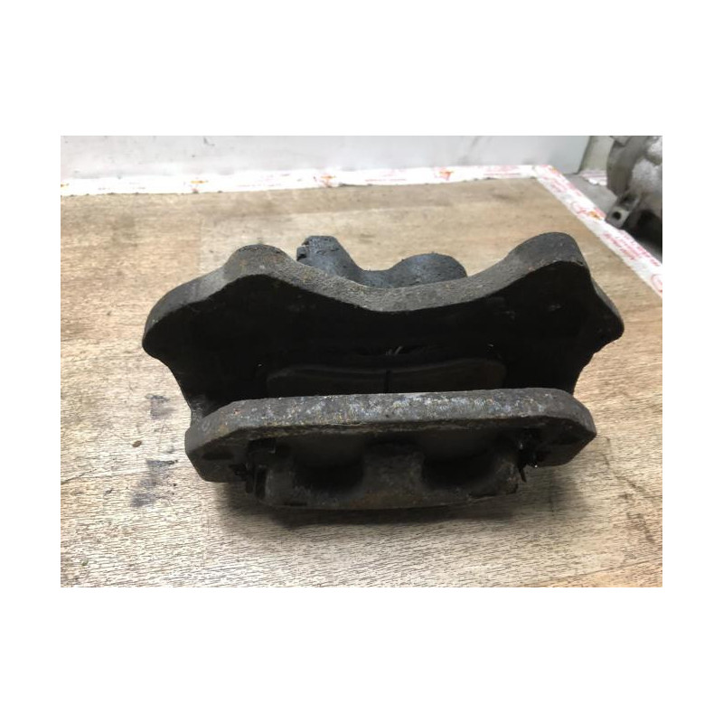 Etrier avant droit (freinage) MITSUBISHI L 200 2 d’occasion