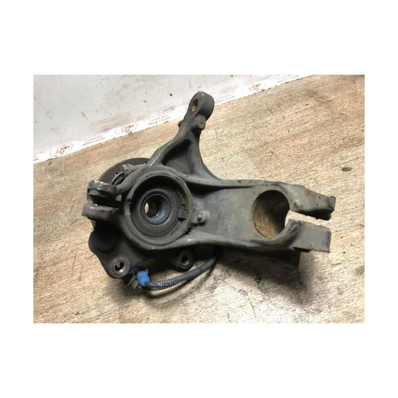 Fusee avant gauche PEUGEOT 208 1 PHASE 2 d’occasion