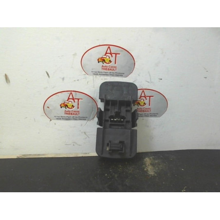 Platine feu arriere droit RENAULT R21 PHASE 2 d’occasion