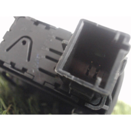 Interrupteur de leve vitre arriere droit CITROEN C3 2 PHASE 1 d’occasion