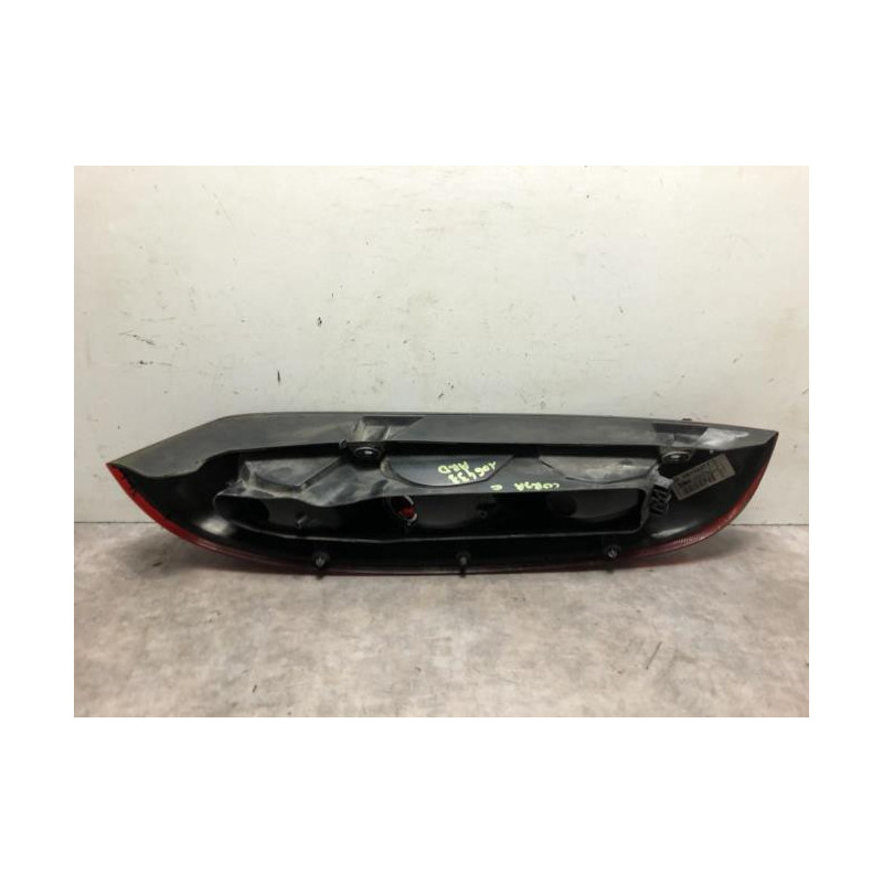 Feu arriere principal droit (feux) OPEL CORSA C PHASE 1 d’occasion