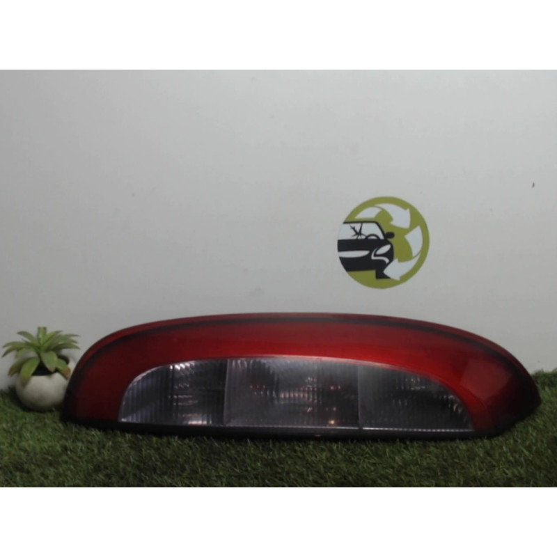 Feu arriere principal gauche (feux) OPEL CORSA C PHASE 1 d’occasion