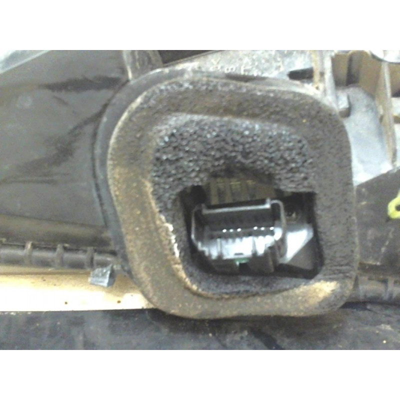 Platine feu arriere gauche PEUGEOT 107 1.0 d’occasion