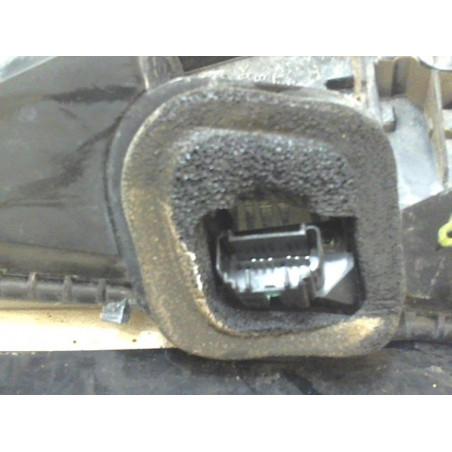 Platine feu arriere gauche PEUGEOT 107 1.0 d’occasion