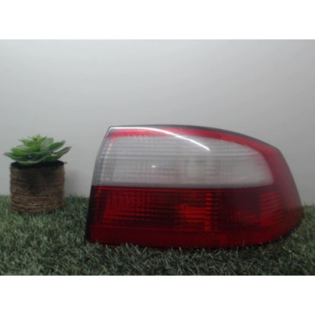 Feu arriere principal droit (feux) RENAULT LAGUNA 2 PHASE 1 d’occasion