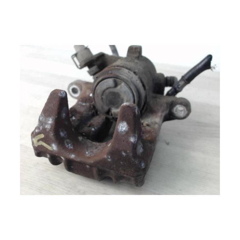 Etrier avant gauche (freinage) VOLKSWAGEN GOLF 4 d’occasion
