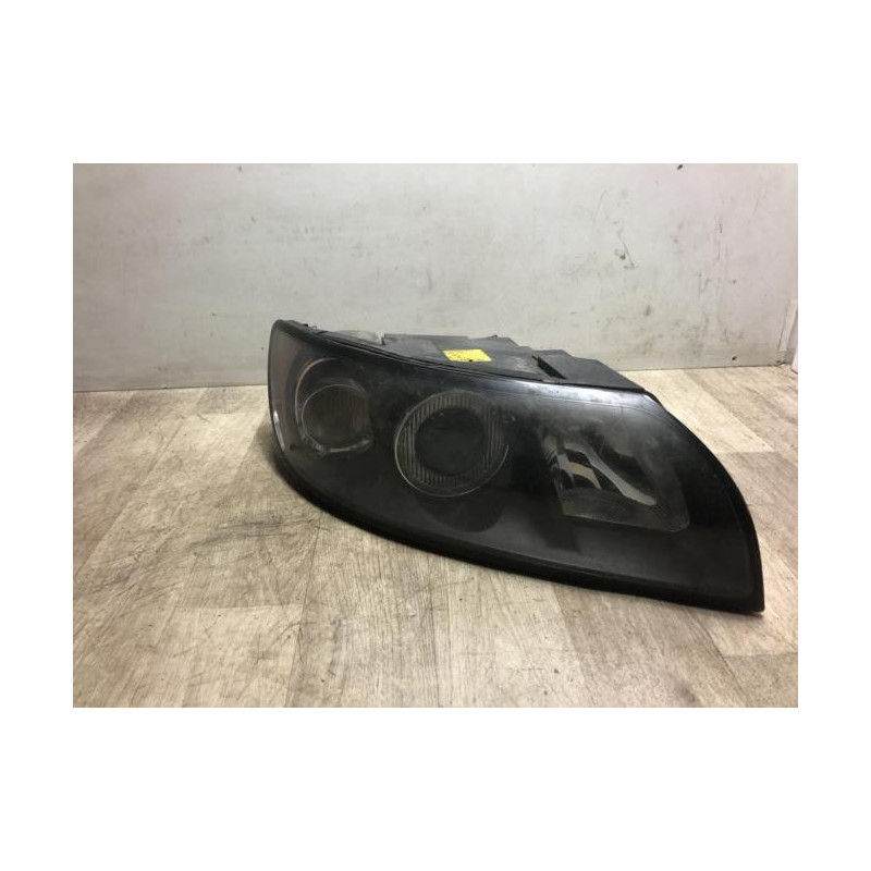 Optique avant principal droit (feux)(phare) VOLVO S 40 2 PHASE 1 d’occasion