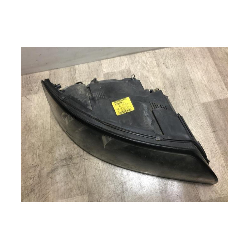 Optique avant principal droit (feux)(phare) VOLVO S 40 2 PHASE 1 d’occasion
