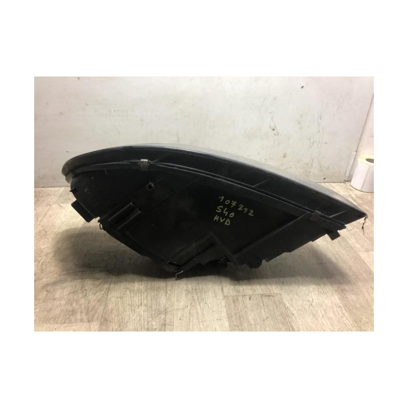 Optique avant principal droit (feux)(phare) VOLVO S 40 2 PHASE 1 d’occasion