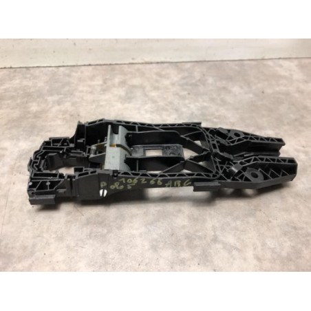 Support poignee porte arriere gauche VOLKSWAGEN POLO 5 PHASE 2 d’occasion
