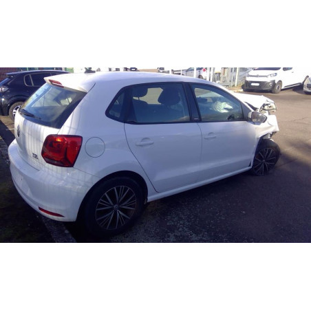 Support poignee porte arriere gauche VOLKSWAGEN POLO 5 PHASE 2 d’occasion