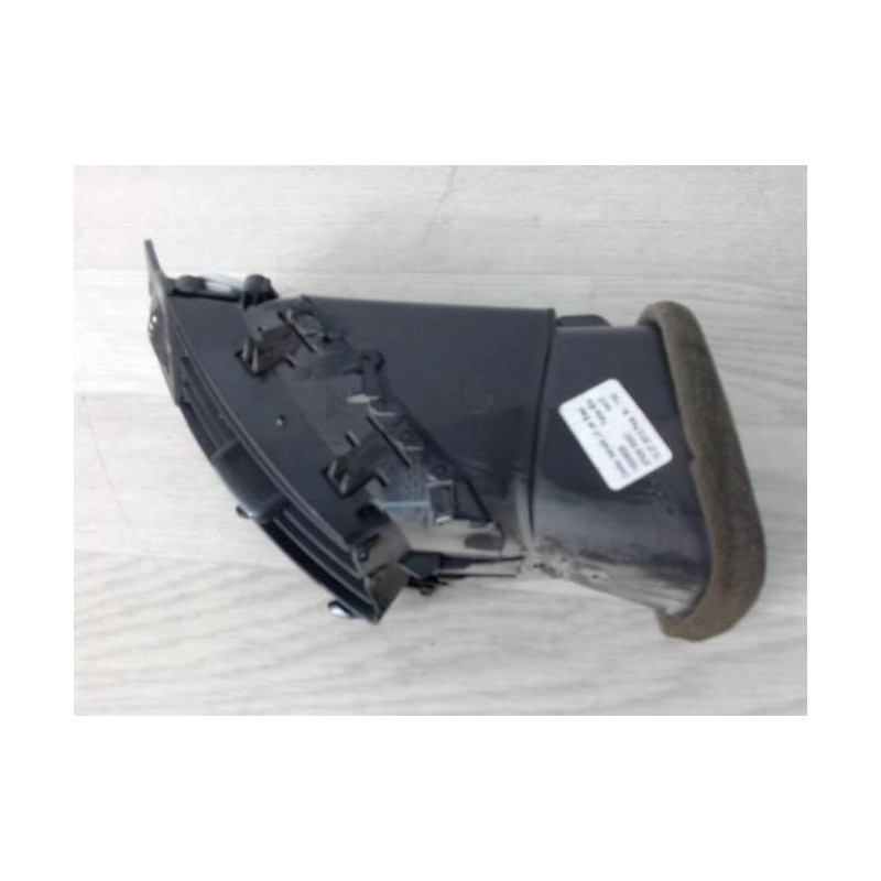 Aerateur tableau de bord OPEL ASTRA J PHASE 1 d’occasion