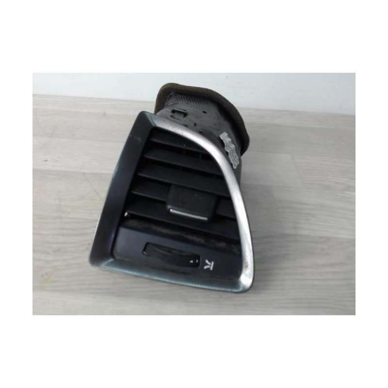Aerateur tableau de bord avant droit OPEL ASTRA J PHASE 1 d’occasion
