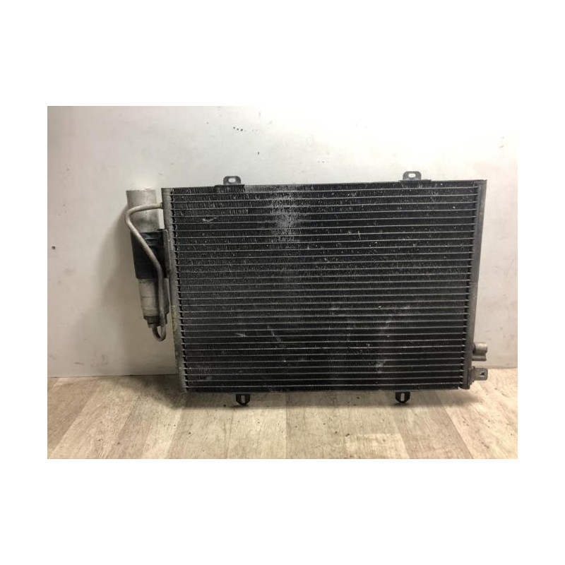Radiateur clim RENAULT CLIO 2 PHASE 1 d’occasion