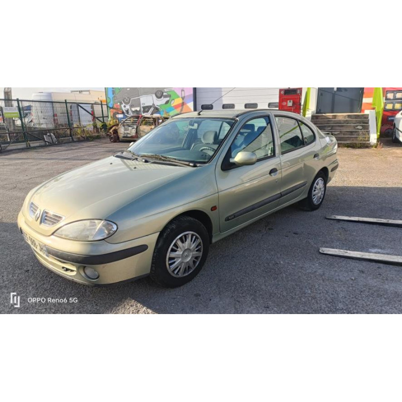 Platine feu arriere gauche RENAULT MEGANE 1 PHASE 2 d’occasion