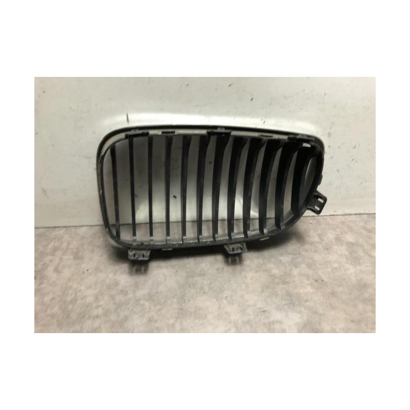 Grille de calandre droite BMW  d’occasion