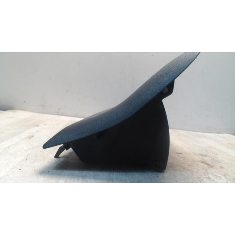 Porte boite a gants TOYOTA YARIS 3 PHASE 1 d’occasion